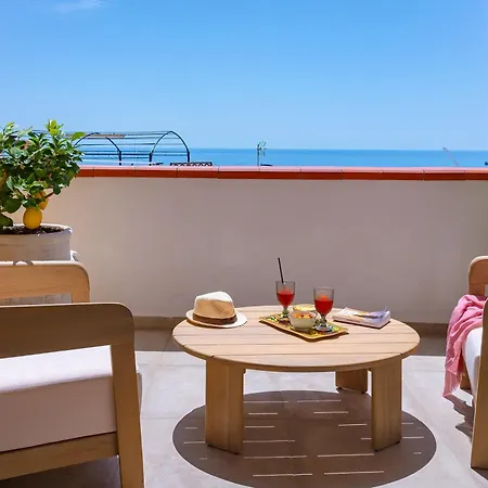 Sanciolu House - Panoramic Harbor & Sea View Apartament
